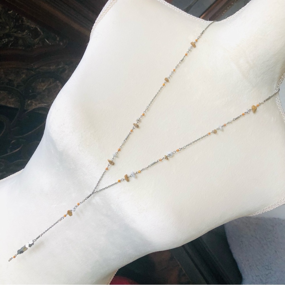 Natural stone chip silver chain y necklace